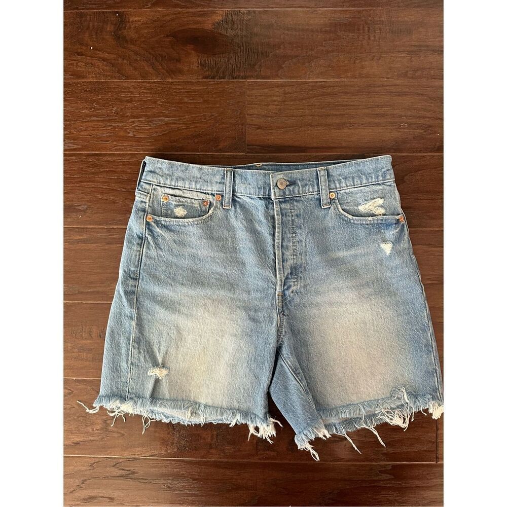 Gap Cheeky Midi High Rise Short